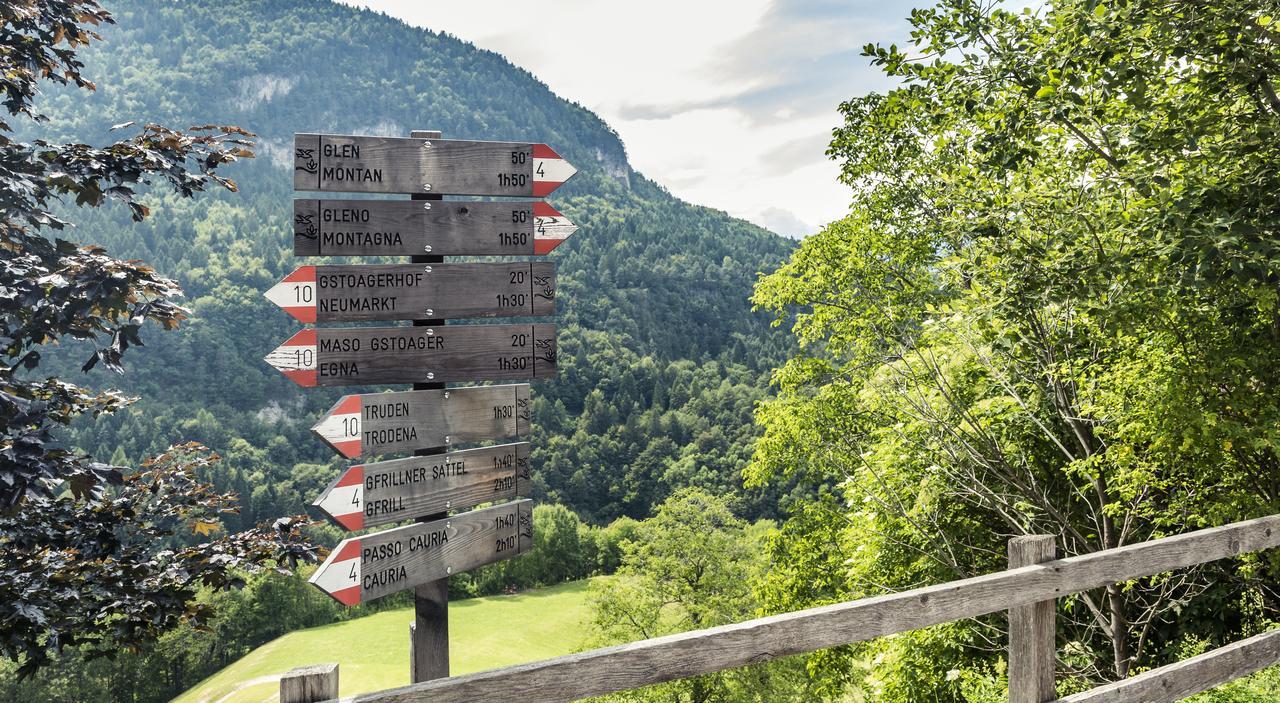 Berggasthof Locanda Alpina Dorfner Монтанья Екстер'єр фото