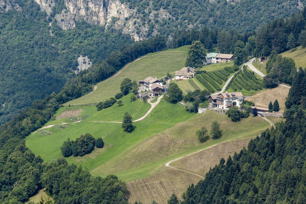 Berggasthof Locanda Alpina Dorfner Монтанья Екстер'єр фото